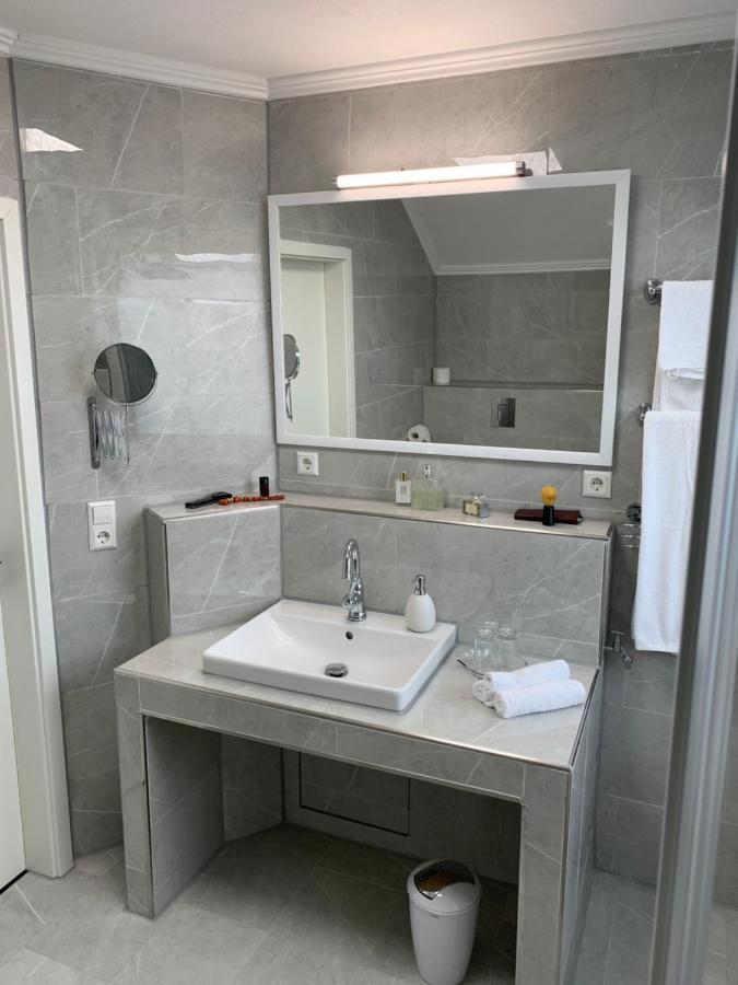 Neckarwestheim Appartement B מראה חיצוני תמונה